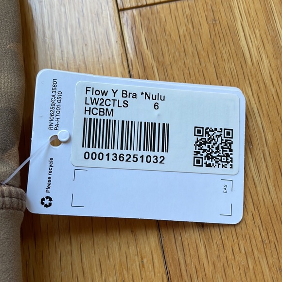 Brand New Lululemon Camp Bra (Flow Y Bra) - Picture 3 of 8